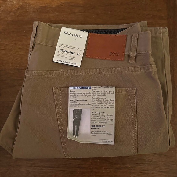 Hugo Boss Regular Fit men’s Maine Brown denim jean. 40/34. - Picture 4 of 7